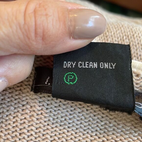 Vtg 80s I.B. Diffusion tan short sleeved V neck sweater with ribbon design - Picture 8 of 8